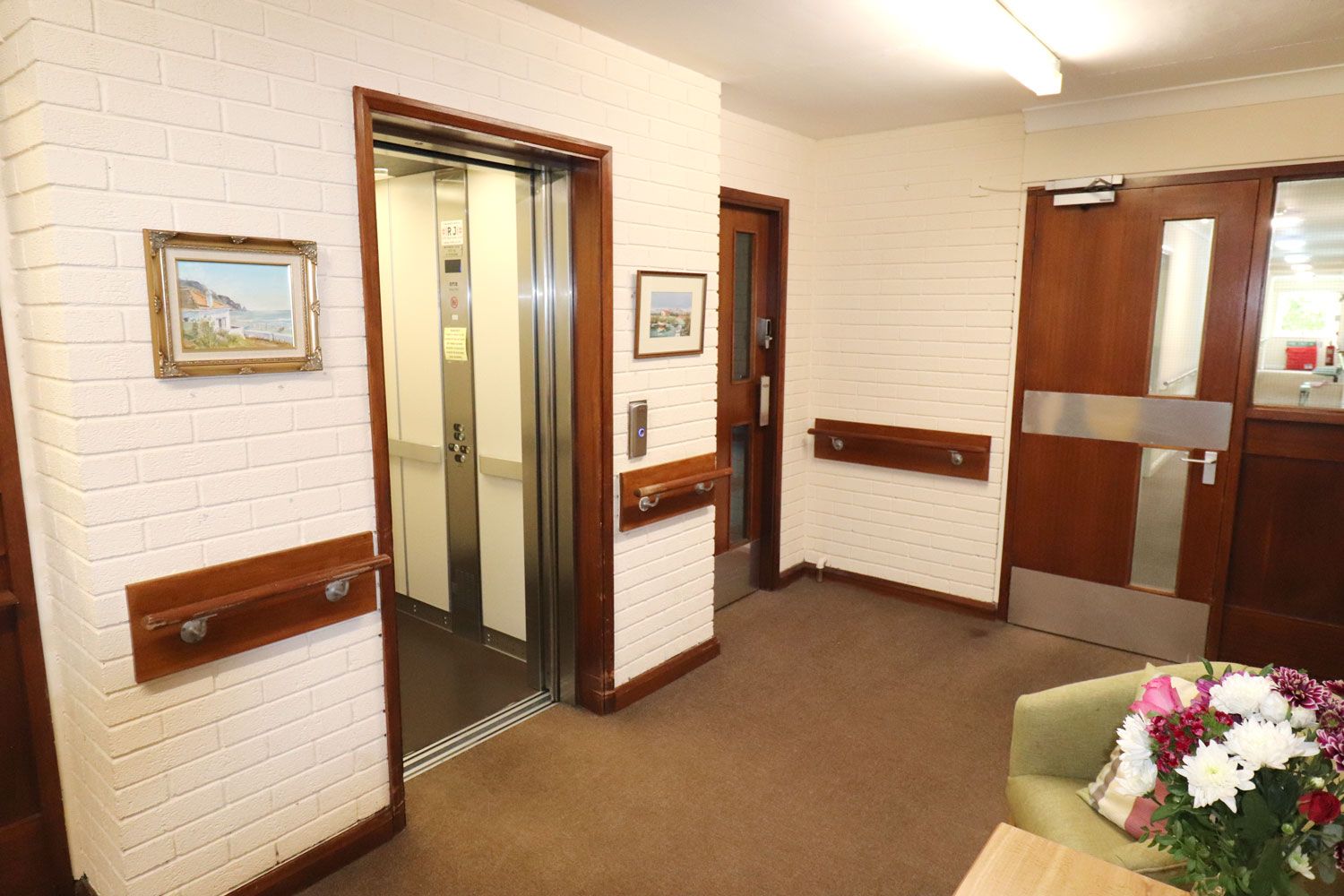 Rayner House in Solihull - Lift